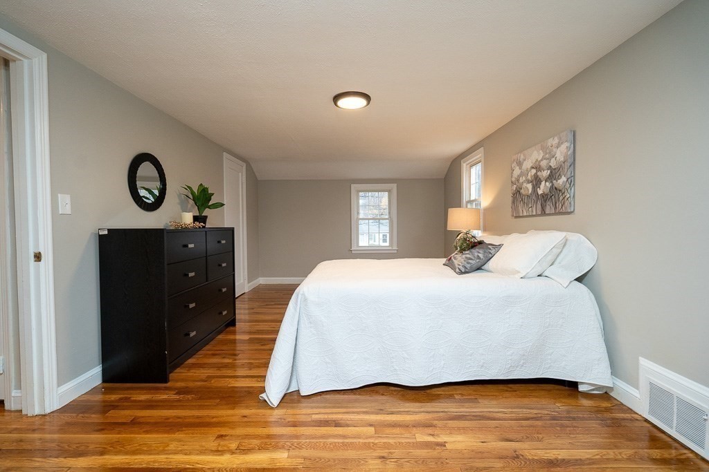 94 Laurel Road West Springfield, MA 01089 - Photo 24 of 40 Gallery Image 24