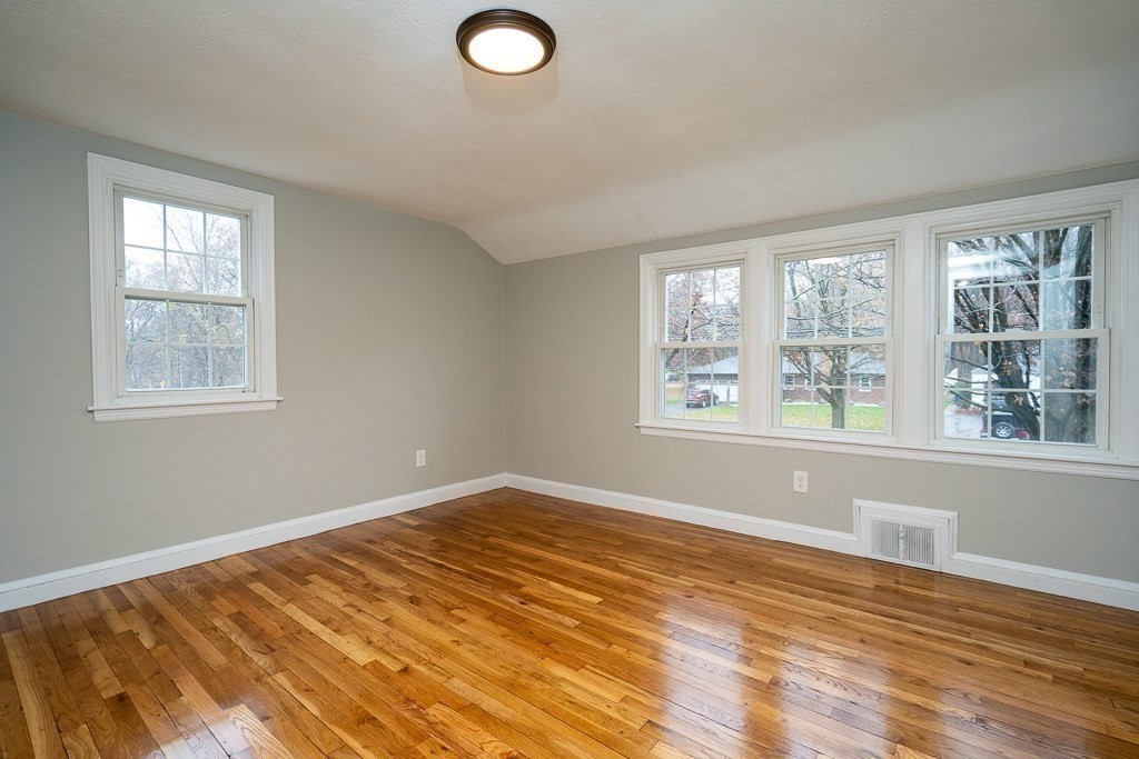 94 Laurel Road West Springfield, MA 01089 - Photo 26 of 40 Gallery Image 26