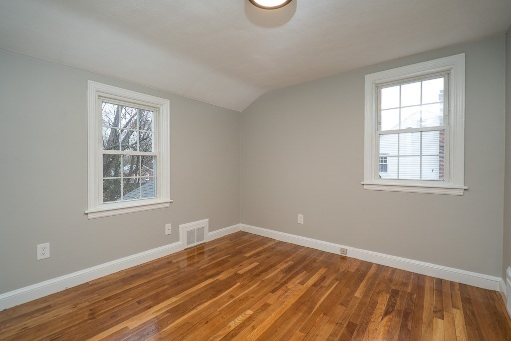 94 Laurel Road West Springfield, MA 01089 - Photo 30 of 40 Gallery Image 30
