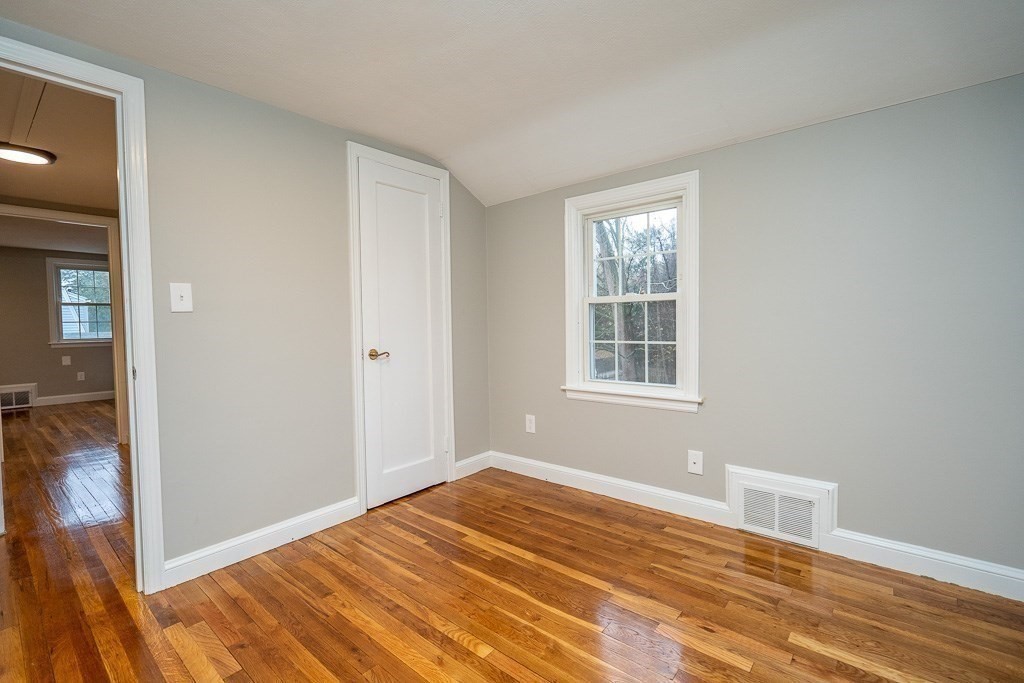 94 Laurel Road West Springfield, MA 01089 - Photo 31 of 40 Gallery Image 31