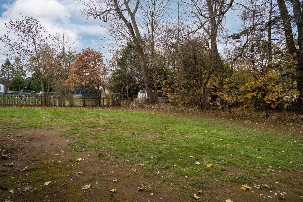94 Laurel Road West Springfield, MA 01089 - Photo 36 of 40 Gallery Image 36