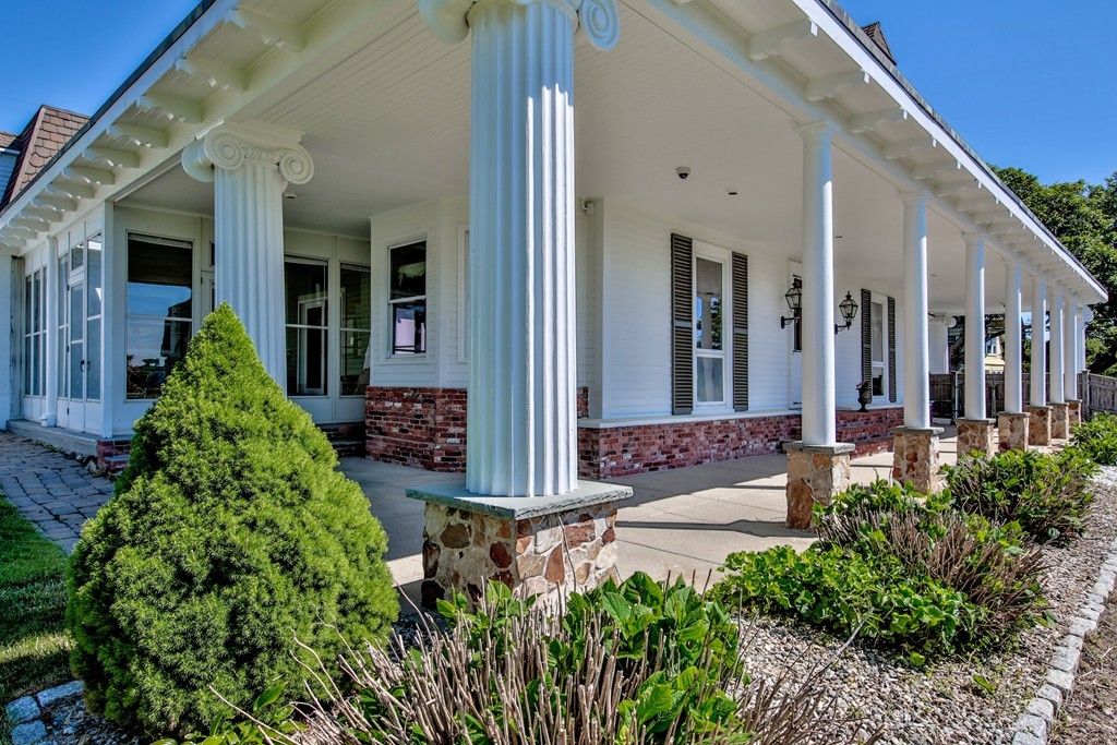 25 Baker Road Nahant, MA 01908 - Photo 1 of 29 Gallery Image 1