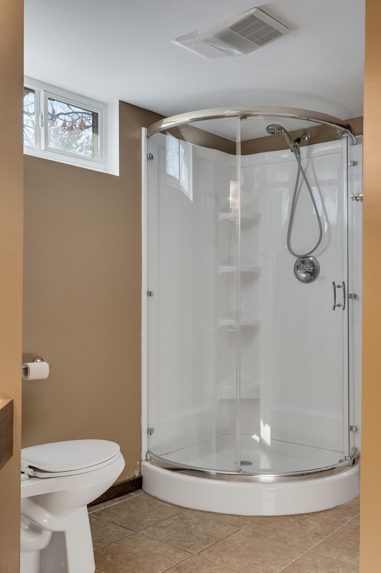 1028 Main Street Onalaska, WI 54650 - Photo 21 of 28 21_Basement Bathroom