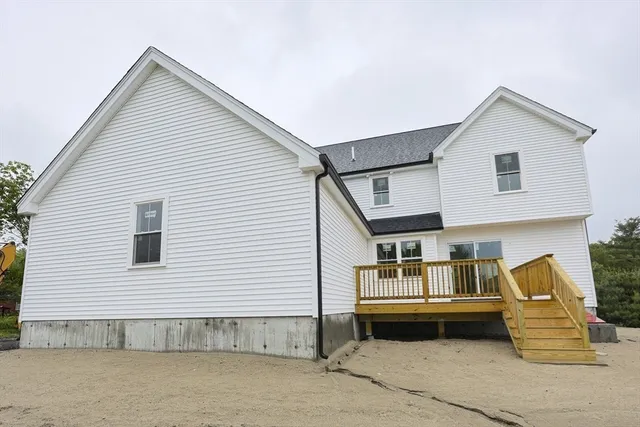 $829,900 | 38 Hemlock Street, Douglas, MA 01516