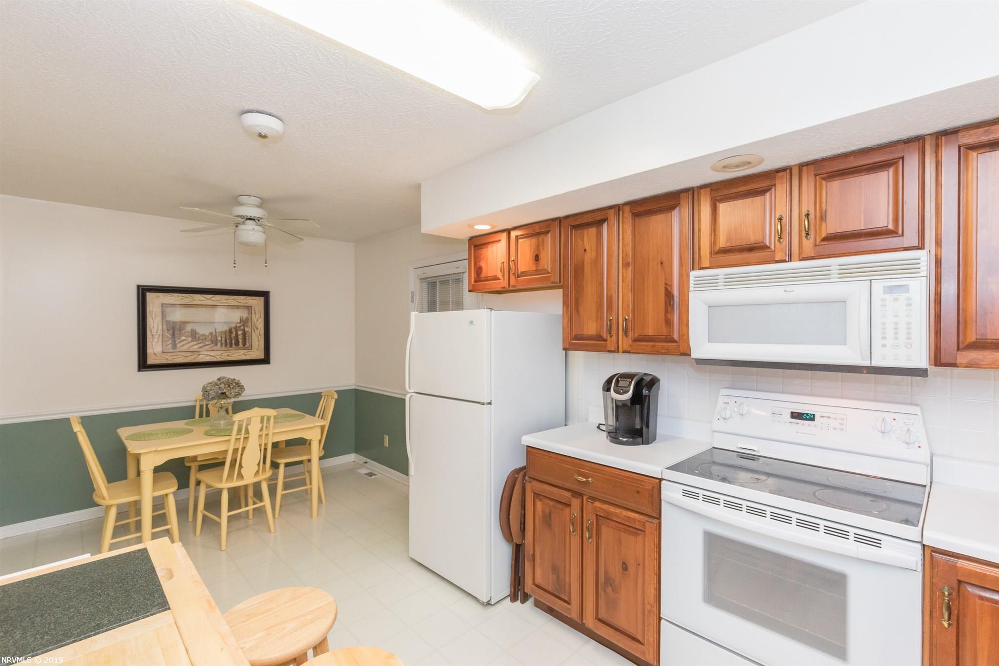 887 Colonial Road Fancy Gap, VA 24328 - Photo 19 of 105 Gallery Image 19