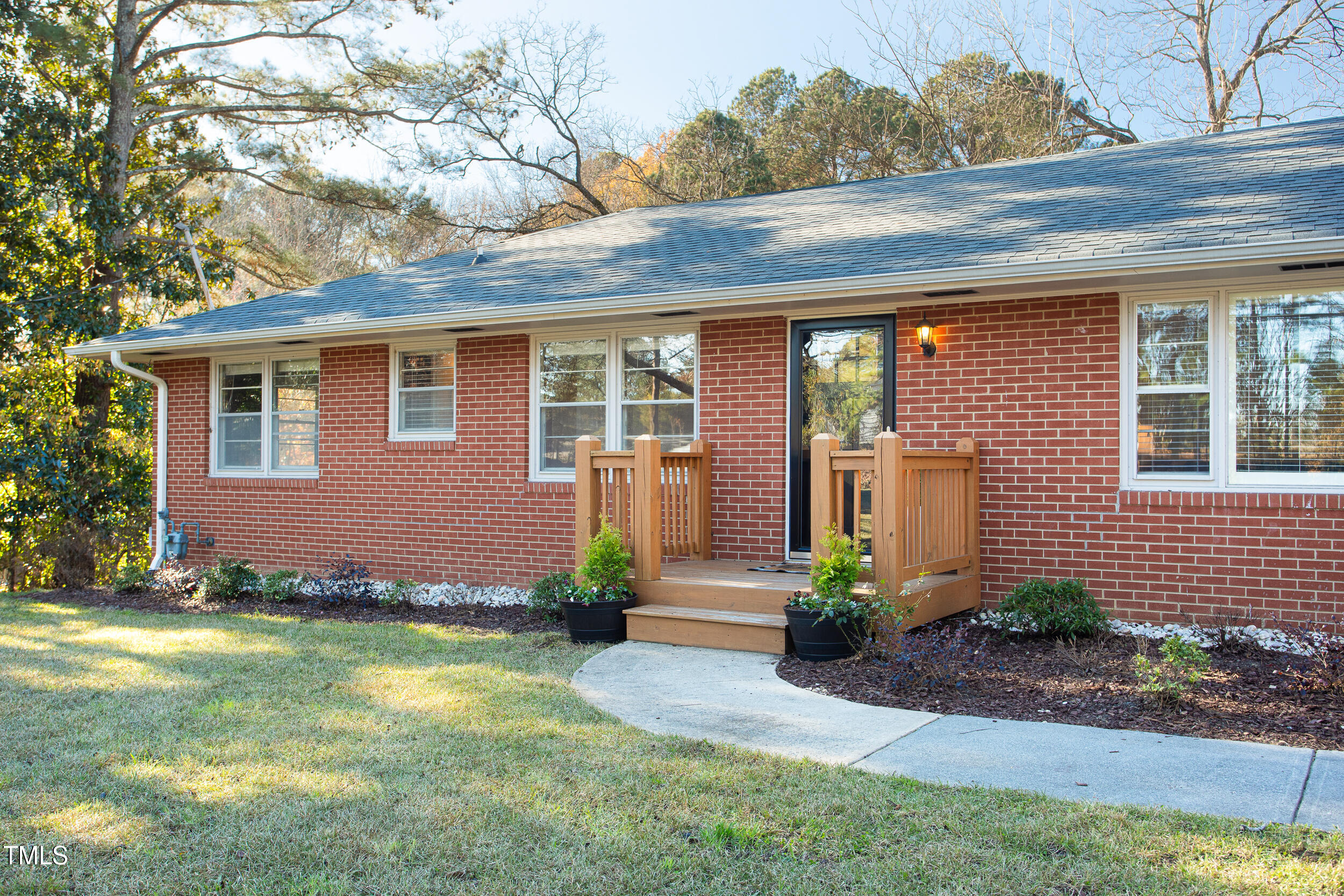 6506 Garrett Road Durham, NC 27707 - Photo 5 of 59 6506_Garrett_MLS_39