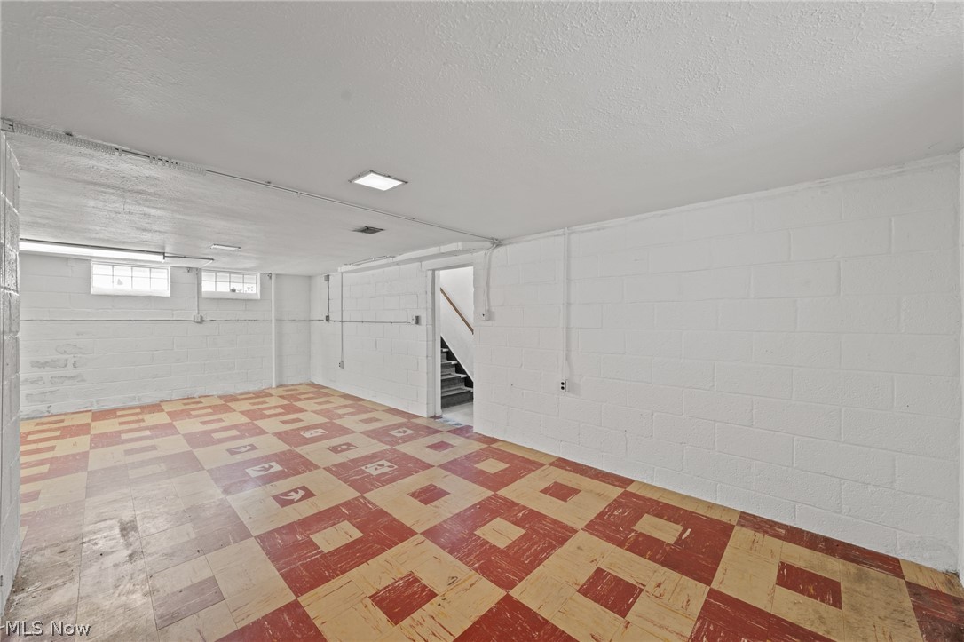 6006 Snow Road Parma, OH 44129 - Photo 29 of 38 Gallery Image 29