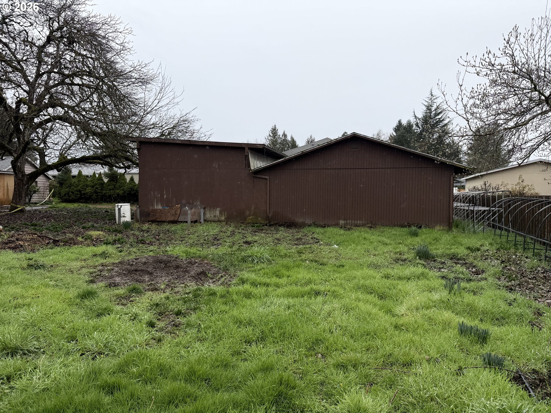 3945 Southwest 185th Avenue Beaverton, OR 97078 - Photo 4 of 26 a view of a backyard