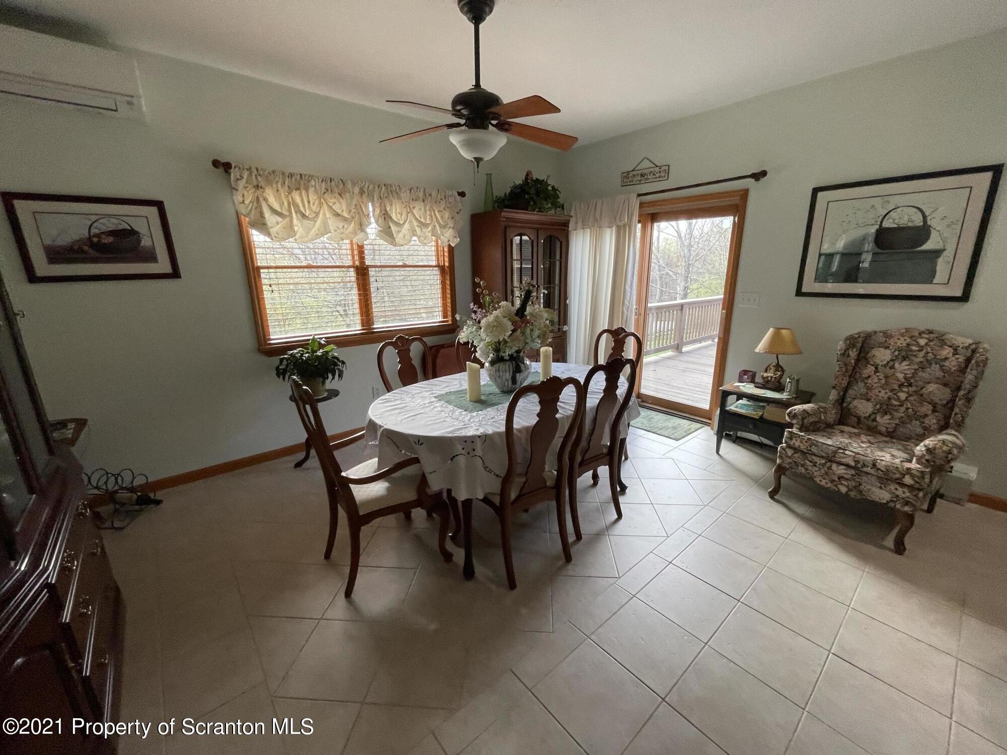 117 Hilltop Road Waverly, PA 18471 - Photo 4 of 14 Gallery Image 4