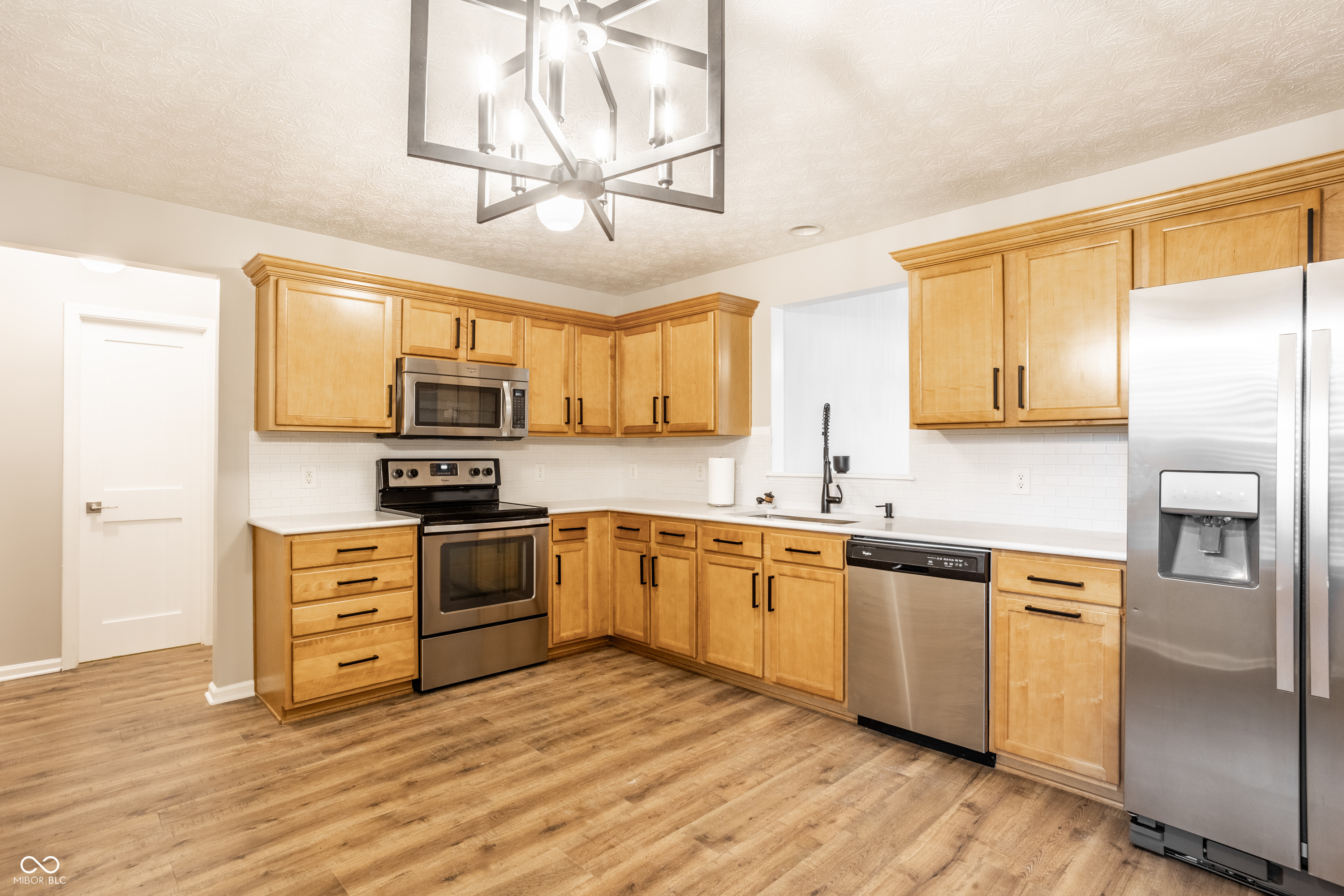 5777 White Pine Road Whitestown, IN 46075 - Photo 3 of 28