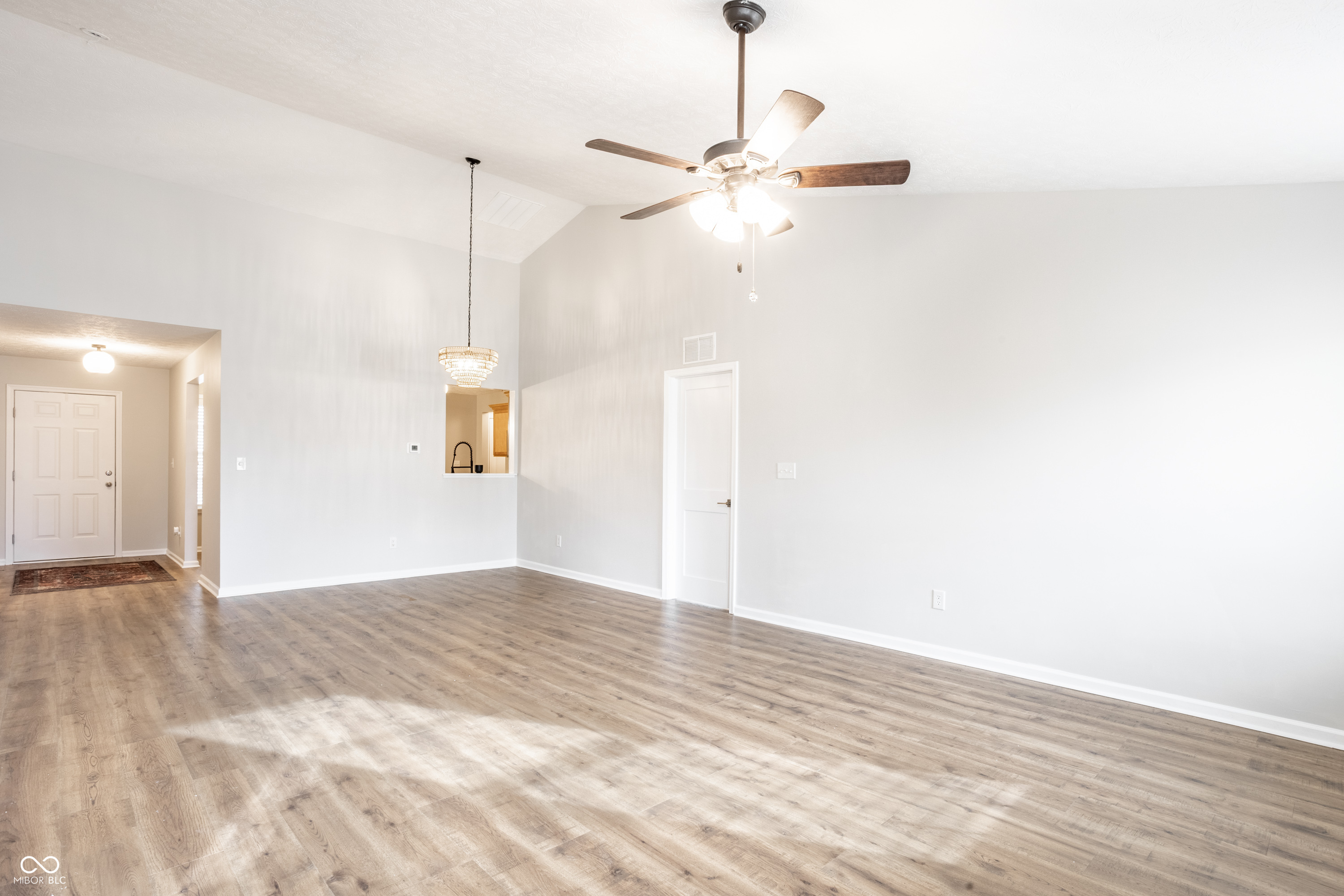 5777 White Pine Road Whitestown, IN 46075 - Photo 10 of 28