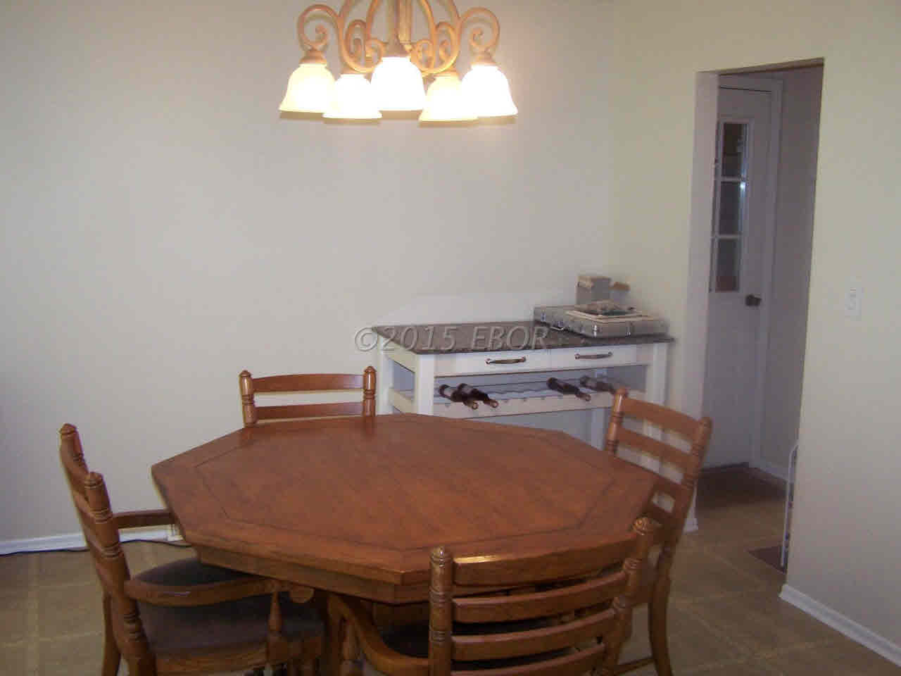 3208 West Lakeview Road Marion, IL 62959 - Photo 9 of 17 Gallery Image 9