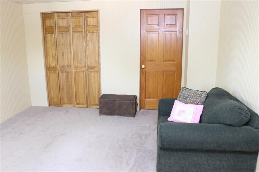 92 Darlington Road Beaver Falls, PA 15010 - Photo 16 of 25 Gallery Image 16