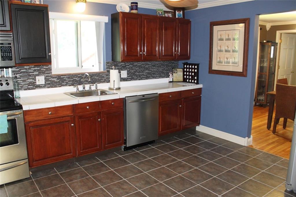 92 Darlington Road Beaver Falls, PA 15010 - Photo 9 of 25 Gallery Image 9
