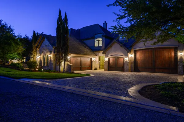 $3,350,000 | 11300 Eagles Glen Drive, Austin, TX 78732