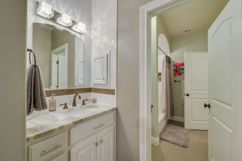 $3,350,000 | 11300 Eagles Glen Drive, Austin, TX 78732