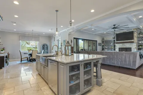 $3,350,000 | 11300 Eagles Glen Drive, Austin, TX 78732