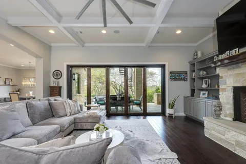 $3,350,000 | 11300 Eagles Glen Drive, Austin, TX 78732