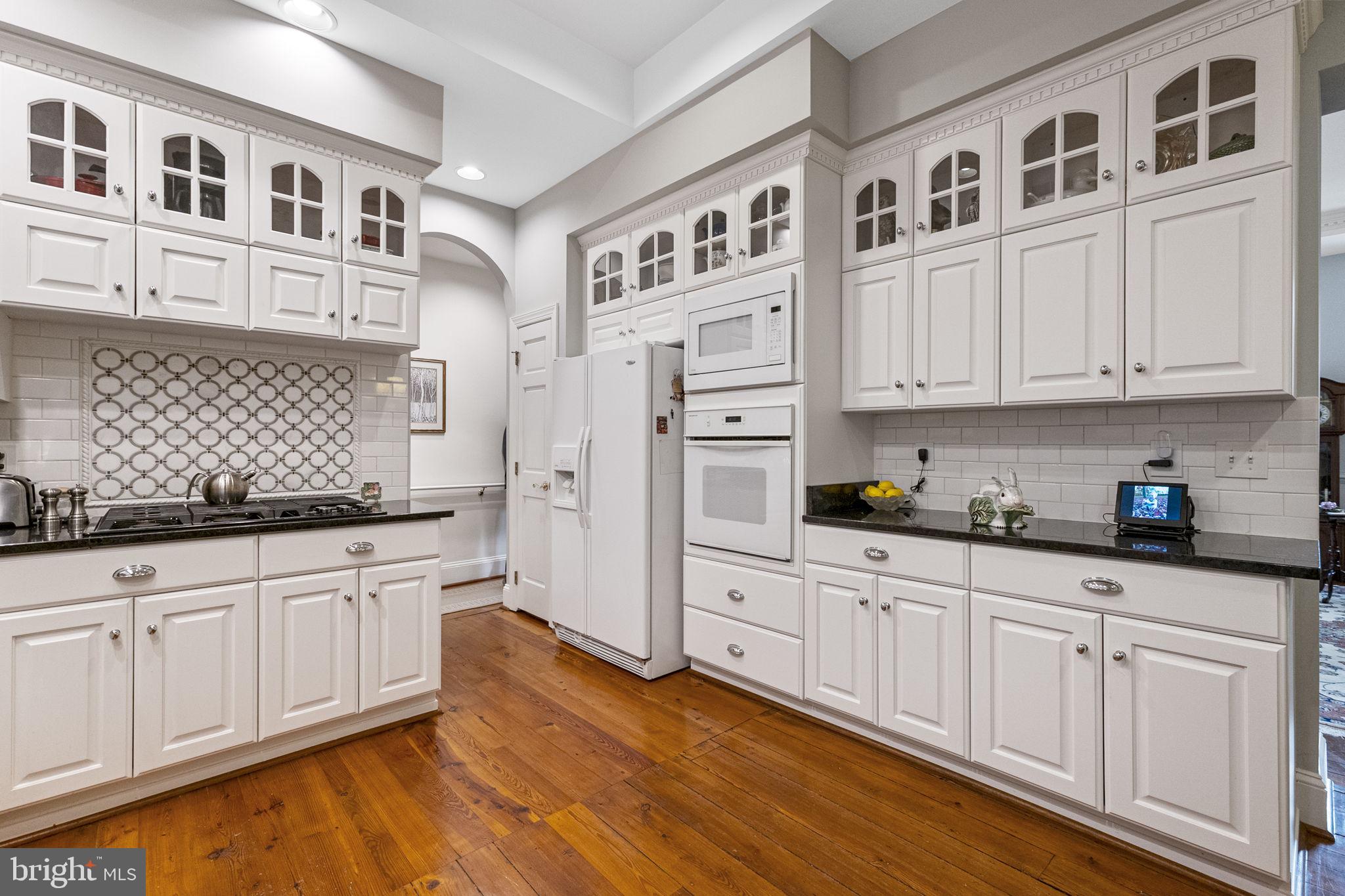 119 Record Street, Unit 1 Frederick, MD 21701 - Photo 25 of 72 custom tile work