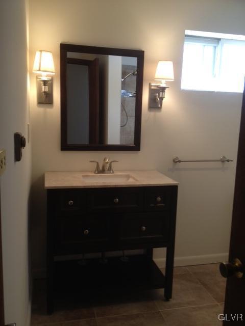 1835 Black River Road Bethlehem, PA 18015 - Photo 11 of 13 Gallery Image 11