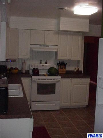 4039 Westlane Road Fort Wayne, IN 46815 - Photo 4 of 12 Gallery Image 4