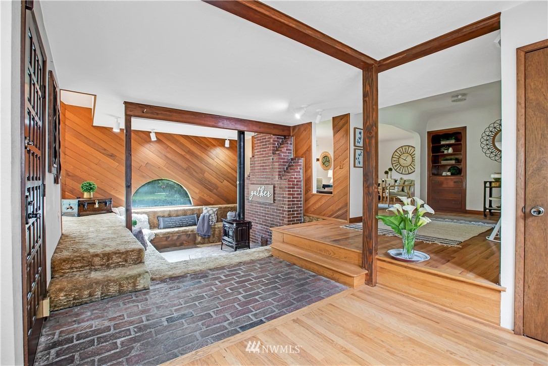12228 Nyanza Road Southwest Lakewood, WA 98499 - Photo 3 of 32 Gallery Image 3