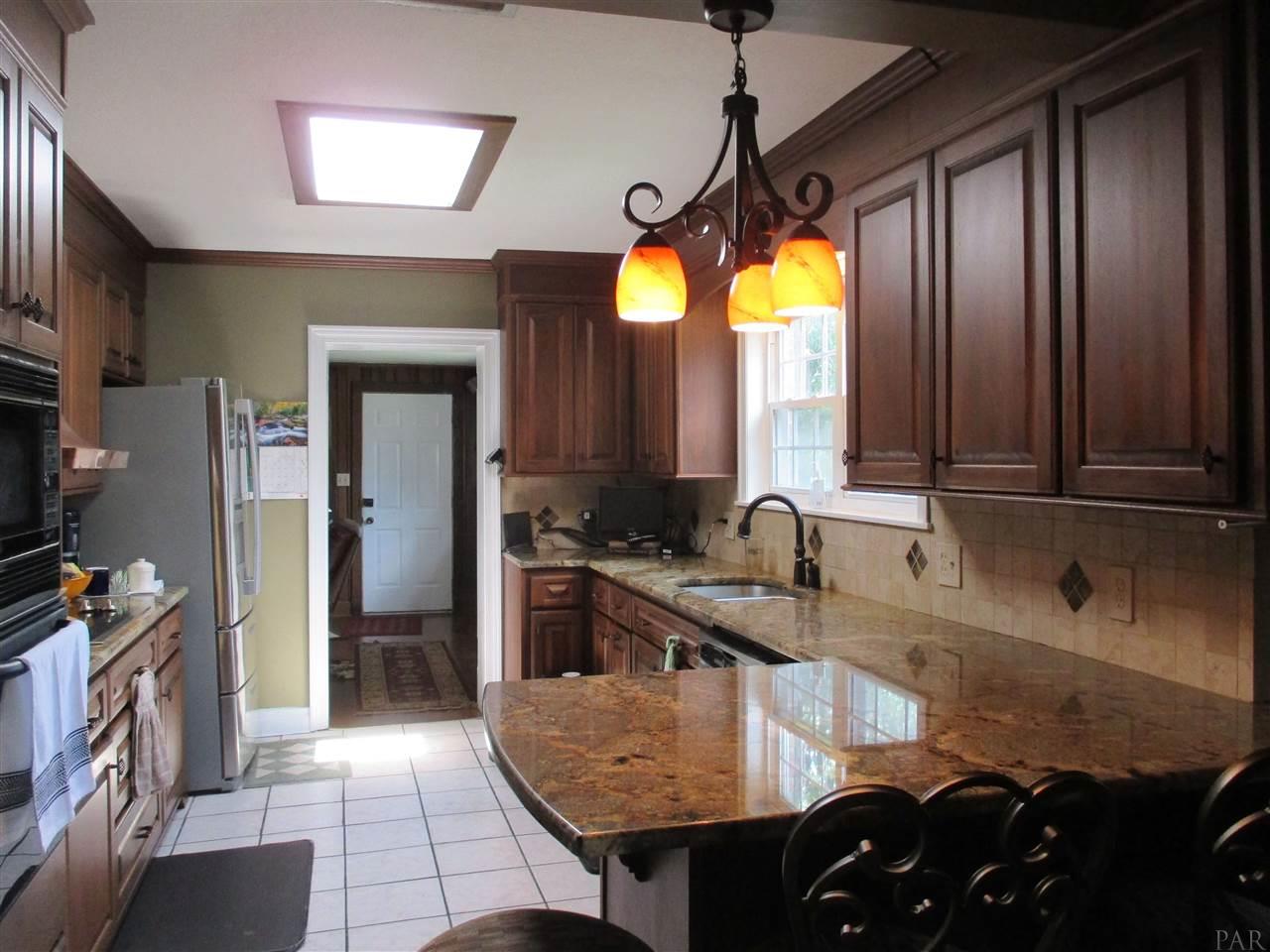 6768 Berryhill Road Milton, FL 32570 - Photo 6 of 34 Gallery Image 6