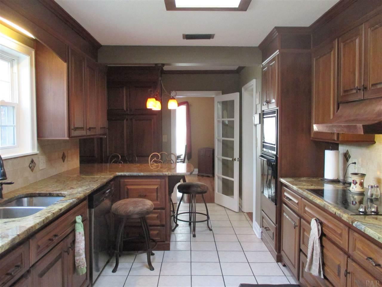 6768 Berryhill Road Milton, FL 32570 - Photo 8 of 34 Gallery Image 8
