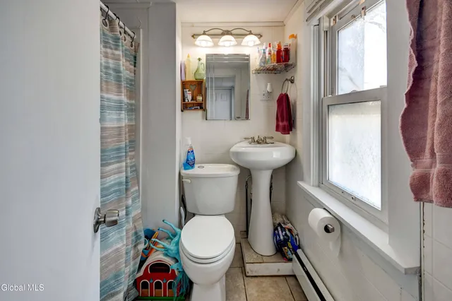 $224,900 | 39 Cayadutta Street, Johnstown, NY 12095