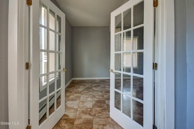 $224,900 | 39 Cayadutta Street, Johnstown, NY 12095