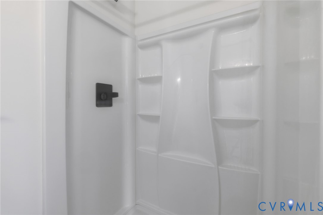5009 Regent Road Richmond, VA 23230 - Photo 15 of 22 Bathroom view of a shower stall