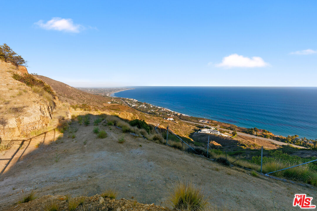 4140 Encinal Canyon Road Malibu, CA 90265 - Photo 13 of 31
