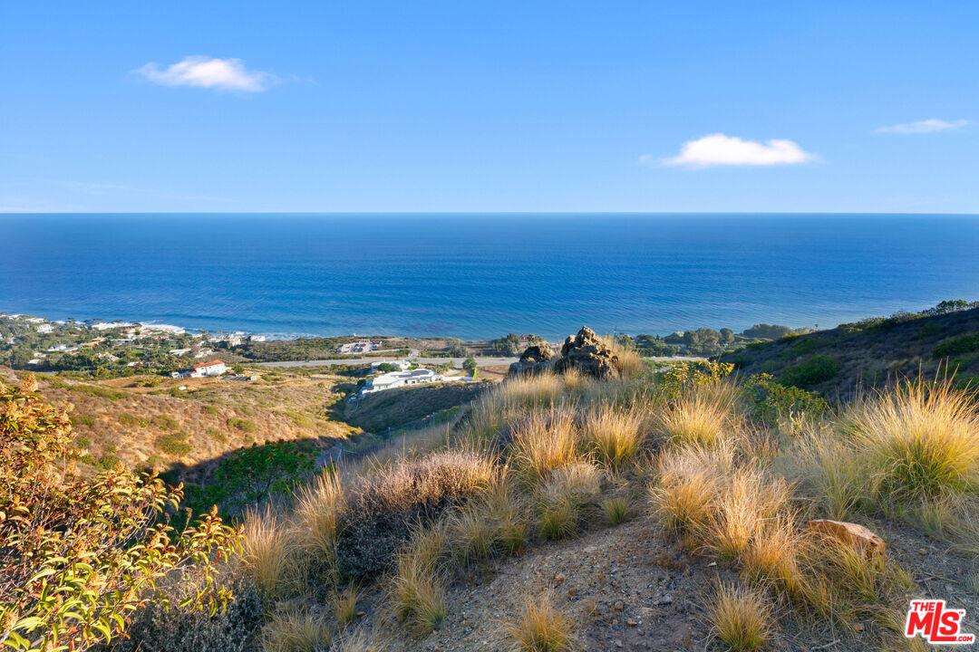 4140 Encinal Canyon Road Malibu, CA 90265 - Photo 18 of 31