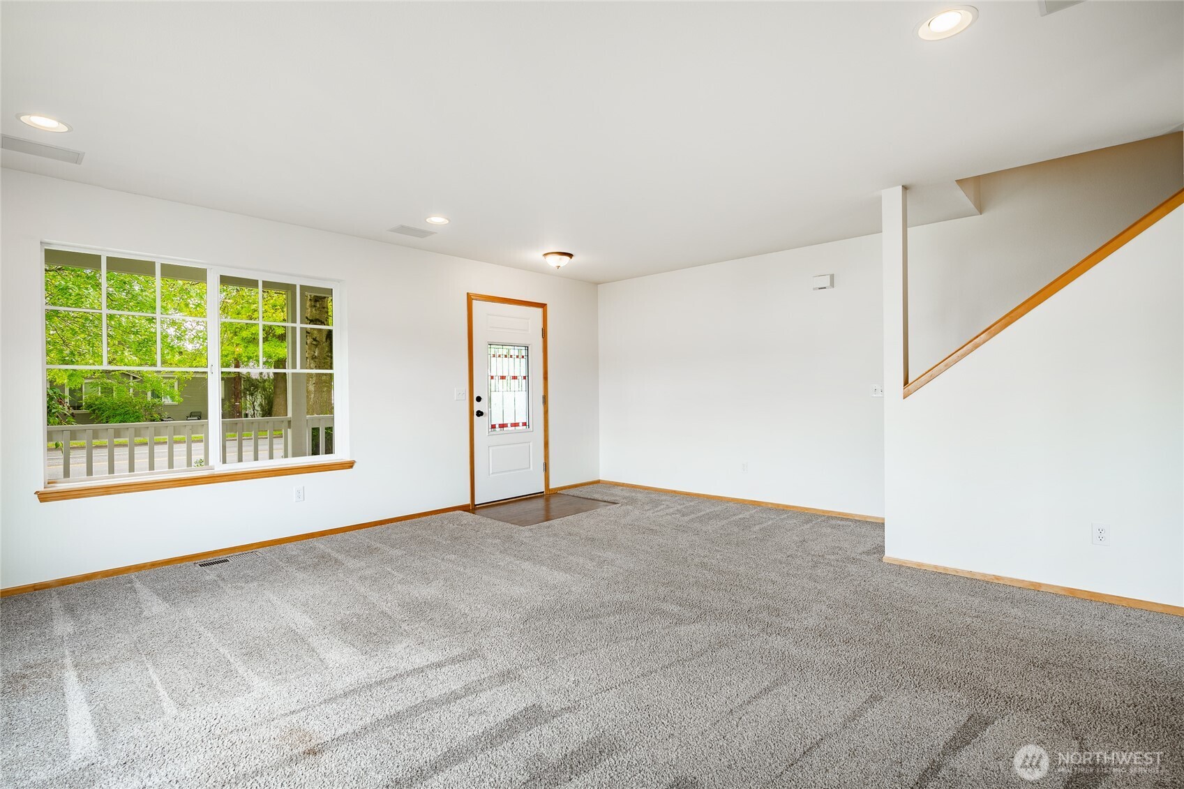 8867 Vinup Road Lynden, WA 98264 - Photo 5 of 40 Gallery Image 5