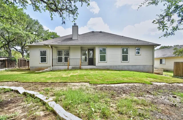 $2,100 | 2109 Meadow View Drive, San Marcos, TX 78666