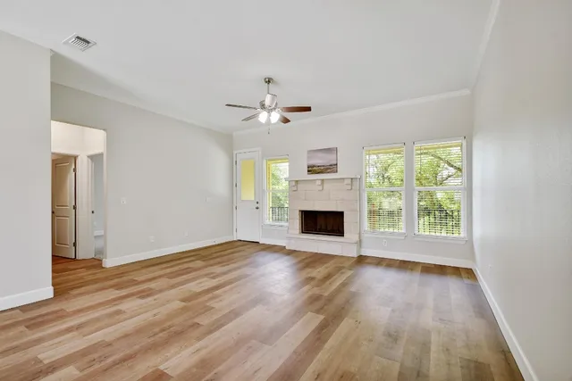 $2,100 | 2109 Meadow View Drive, San Marcos, TX 78666