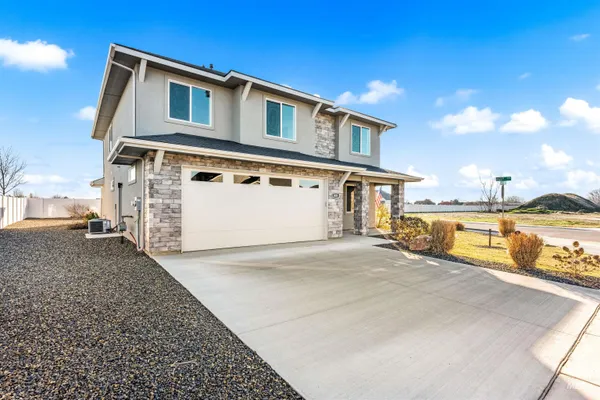 $699,900 | 8081 Tandy Cove Street, Middleton, ID 83644