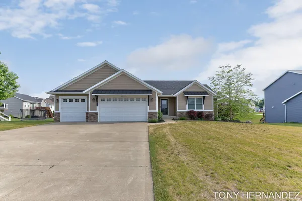 $599,900 | 3899 Chester Street, Hudsonville, MI 49426