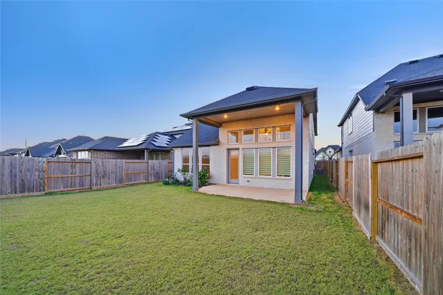 $3,100 | 31719 Hatcher Grv Lane, Fulshear, TX 77441