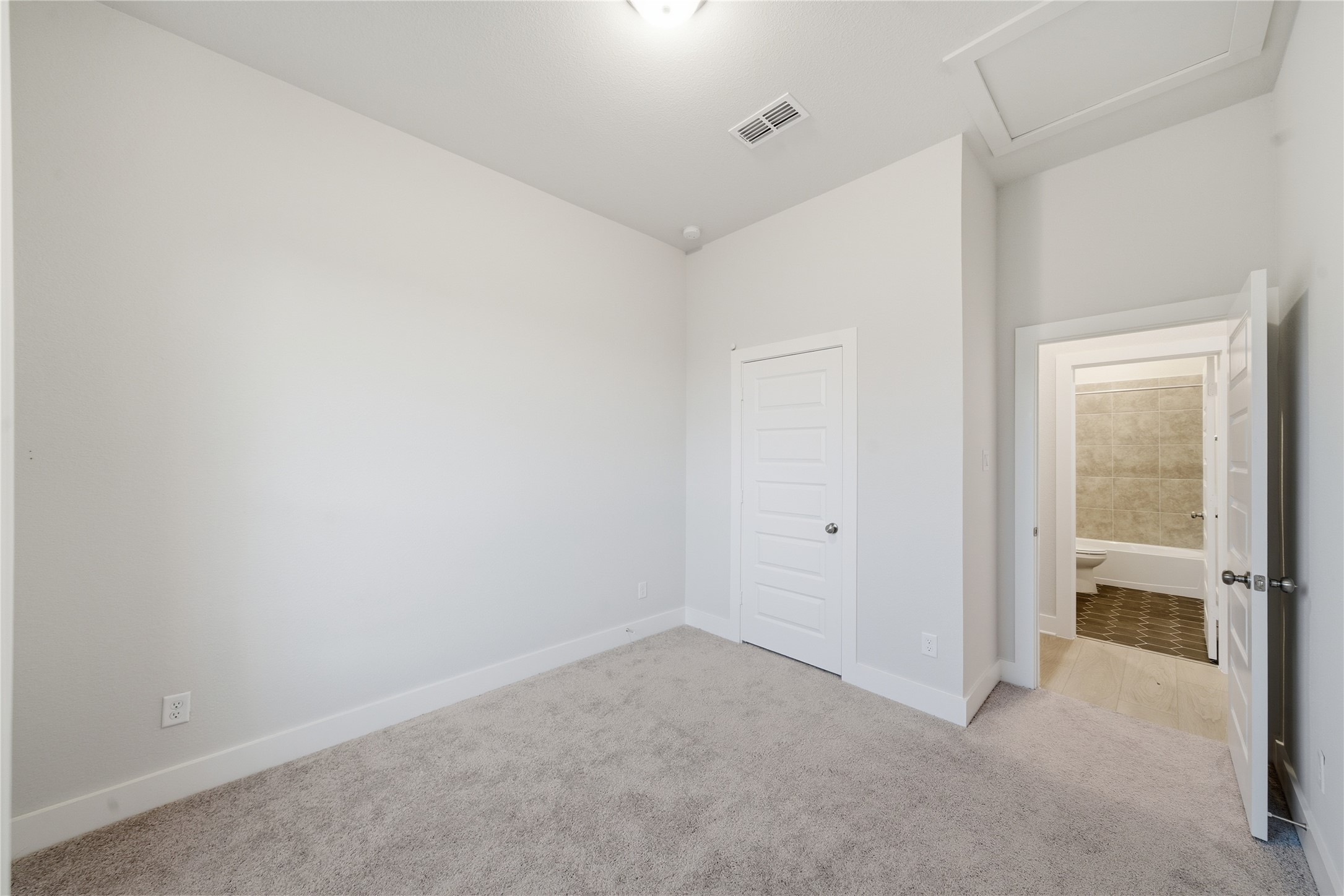 31719 Hatcher Grv Lane Fulshear, TX 77441 - Photo 7 of 40 a view of an empty room