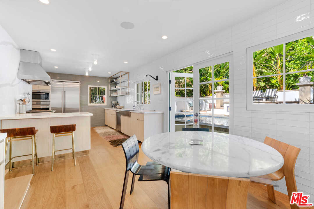 1643 Queens Road Los Angeles, CA 90069 - Photo 13 of 38 Gallery Image 13