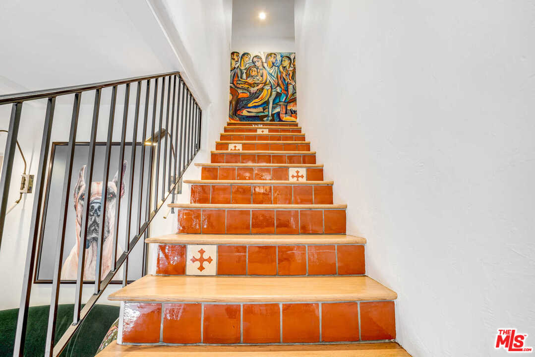 1643 Queens Road Los Angeles, CA 90069 - Photo 16 of 38 Gallery Image 16
