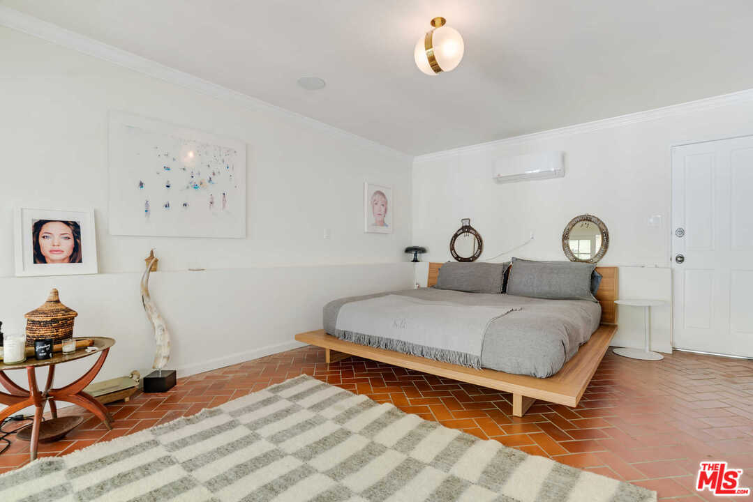 1643 Queens Road Los Angeles, CA 90069 - Photo 28 of 38 Gallery Image 28