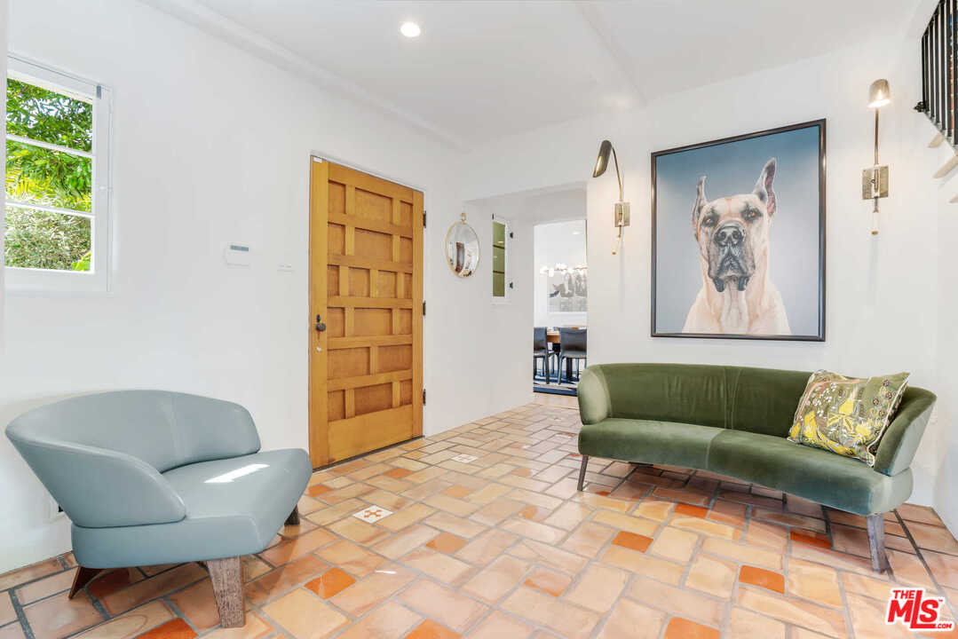 1643 Queens Road Los Angeles, CA 90069 - Photo 6 of 38 Gallery Image 6