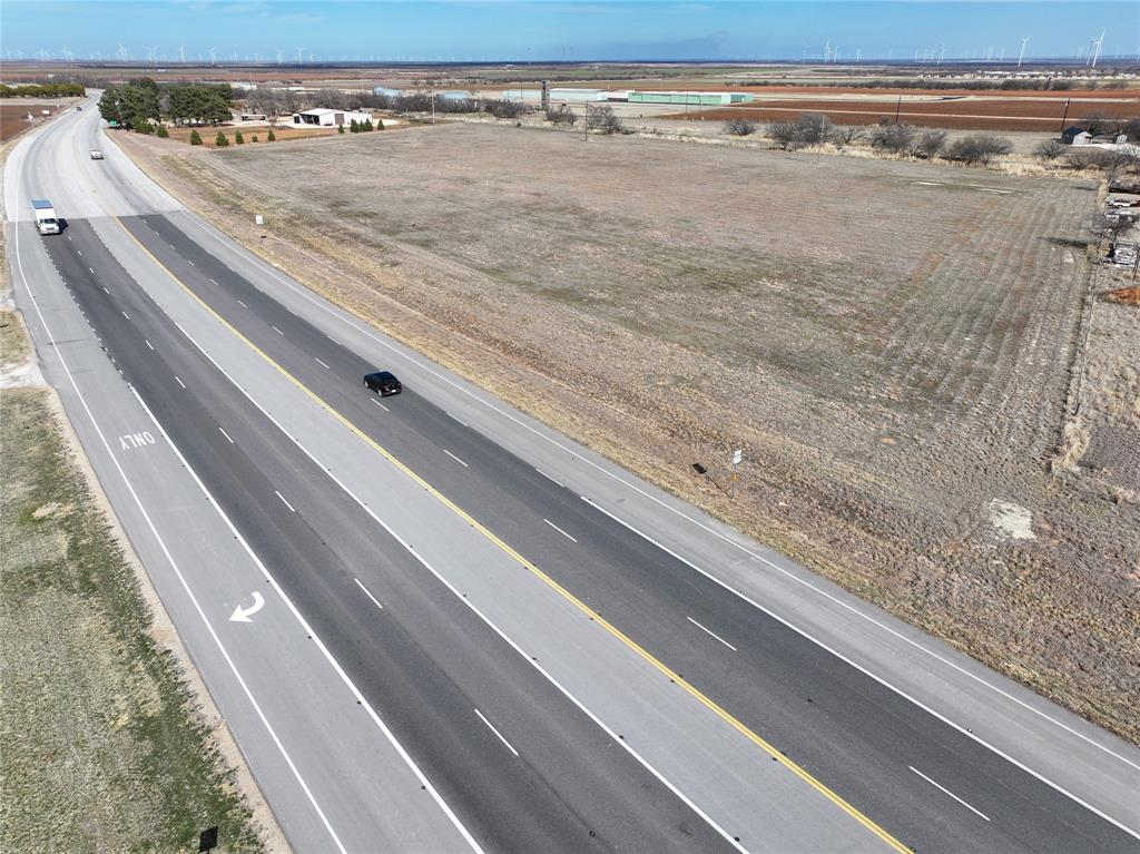 277 Haskell Tx 79521 Haskell, TX 79521 - Photo 8 of 8 a close view of sink and microwave