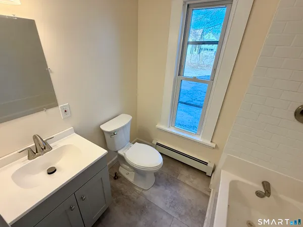 $1,450 | 690 Main Street, Unit 1, Torrington, CT 06790