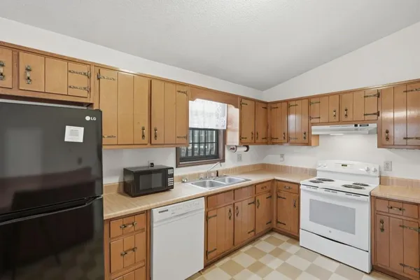 $2,100 | 6040 Austin Drive Southwest, Mableton, GA 30126