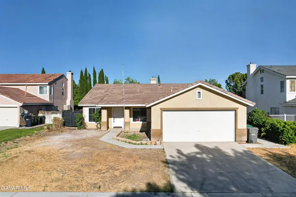 $479,999 | 44746 Ranchwood Avenue, Lancaster, CA 93536