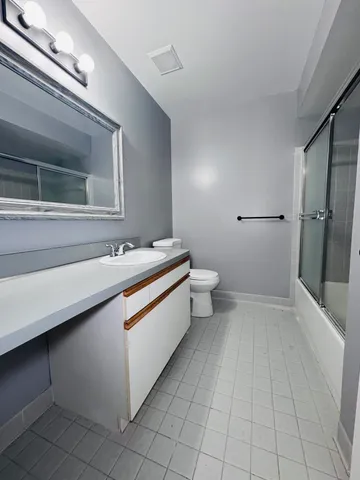 $2,050 | 6660 Maple Lakes Drive, West Bloomfield, MI 48322