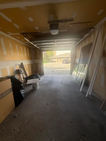 $2,050 | 6660 Maple Lakes Drive, West Bloomfield, MI 48322